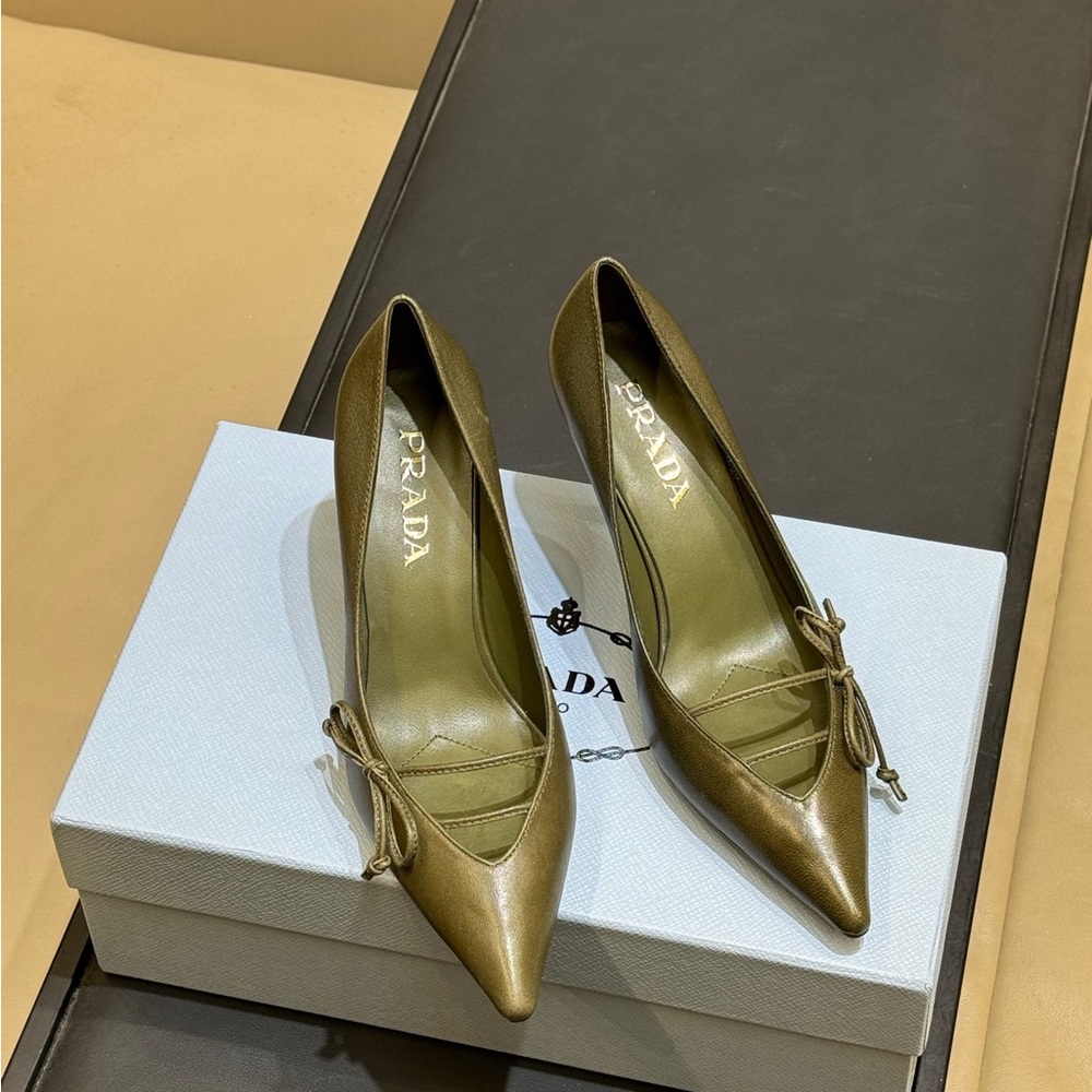 Prada Heels - Picture 2 of 6